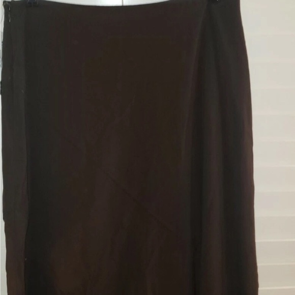 Larry Levine Brown Washable Stretch Maxi Skirt Size 8. NWT - Picture 3 of 5